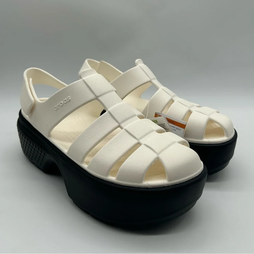 Crocs Platform Sandals Women’s 9 White Black Chunky Fisherman Style NWT